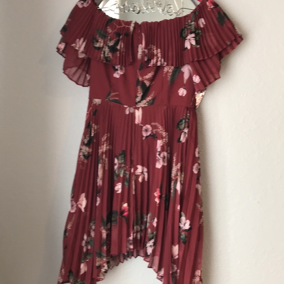 NWOT Keepsake Last Dance ruffle offshoulder dress - Picture 6 of 15